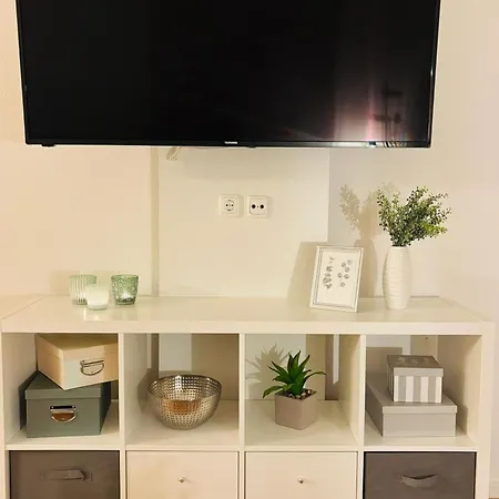 Schöne über Den Dächern Von Apartment